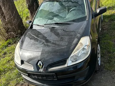 Gebraucht Renault Clio III 70 PS (51 kW) 2007 Schwarz Kleinwagen