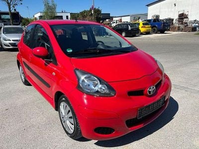 Usata Toyota Aygo Cool 68 CV (50 kW) 2010 Rosso Utilitaria