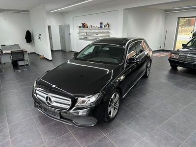 Gebraucht Mercedes E200 184 PS (135 kW) 2017 Schwarz Limousine
