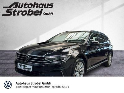 Gebraucht VW Passat 156 PS (114 kW) 2021 Deep black perleffekt (metallic) Kombi
