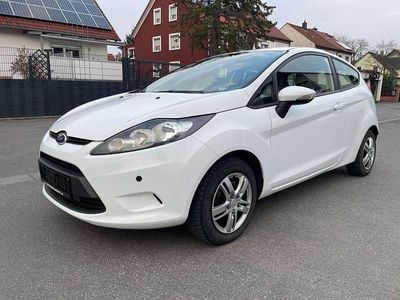 Gebraucht Ford Fiesta 97 PS (71 kW) 2009 Weiß Kleinwagen