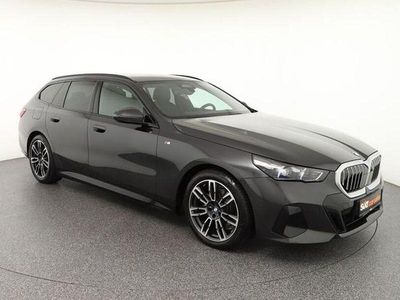 Second-hand BMW 520 M Sport 197 CP (144 kW) 2025 Gri Break