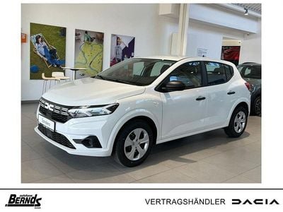 Gebraucht Dacia Sandero Essentiel 67 PS (49 kW) 2024 Weiß Kleinwagen