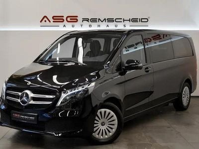 Second-hand Mercedes V300 237 CP (174 kW) 2023 Negru Monovolum