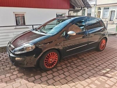 Gebraucht Fiat Punto Dynamic 77 PS (56 kW) 2011 Schwarz Kleinwagen