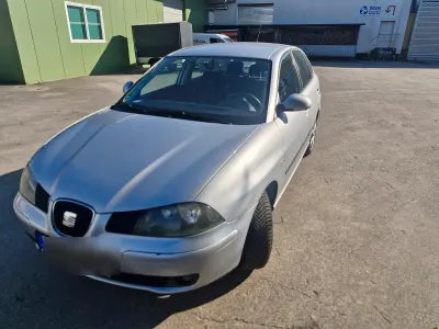 Gebraucht Seat Ibiza 75 PS (55 kW) 2005 Silber Kleinwagen