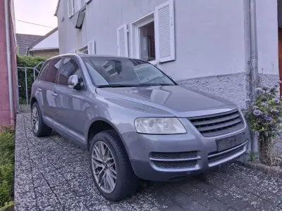 Używany VW Touareg R 174 KM (127 kW) 2006 Szary SUV
