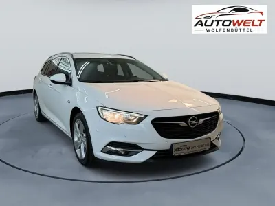 Gebraucht Opel Insignia Business Edition 170 PS (125 kW) 2017 Weiß Kombi