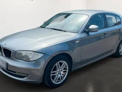Gebraucht BMW 118 122 PS (89 kW) 2010 Grau Kleinwagen
