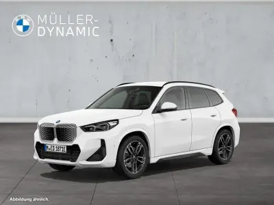 Neu BMW iX1 M Sport 150 kW (204 PS) 2026 Alpinweiss iii SUV