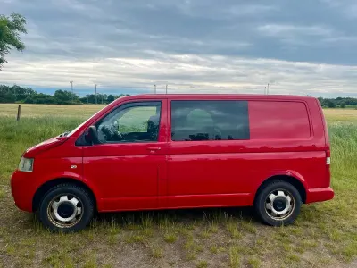 Gebraucht VW T5 131 PS (96 kW) 2008 Rot Van