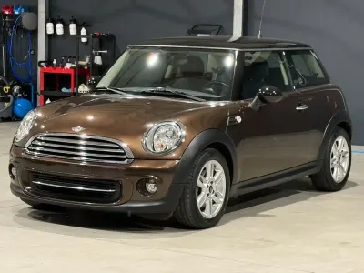 Gebraucht Mini Cooper 122 PS (89 kW) 2011 Braun Kleinwagen