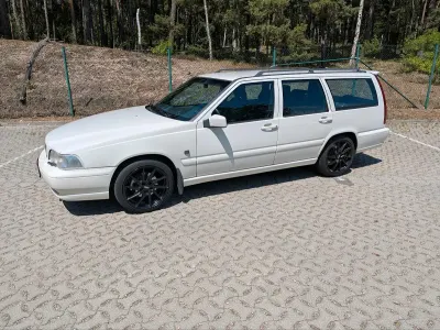 Gebraucht Volvo V70 140 PS (102 kW) 1997 Weiß Kombi