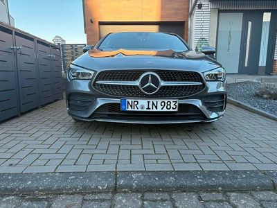 Gebraucht Mercedes CLA180 Shooting Brake 136 PS (100 kW) 2019 Grau Kombi