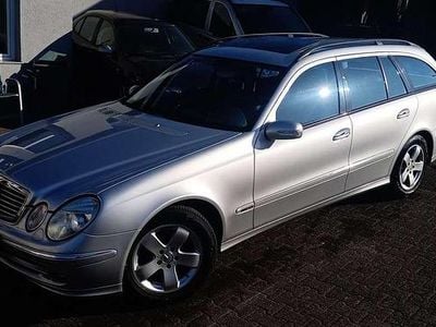 Mercedes E320