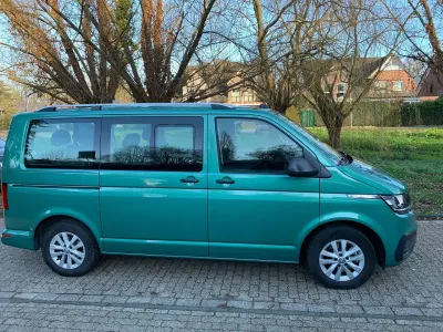 Gebraucht VW T6.1 Trendline 150 PS (110 kW) 2020 Grün Van