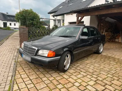 Gebraucht Mercedes C180 Elegance 122 PS (89 kW) 1994 Limousine