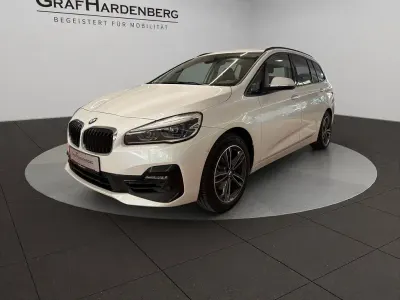 Gebraucht BMW 218 Gran Tourer Sport Line 140 PS (102 kW) 2019 Weiß Van / Kleinbus