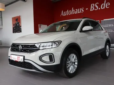 Gebraucht VW T-Roc Life 150 PS (110 kW) 2023 Ascotgrau SUV