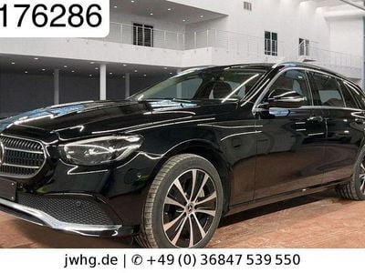Gebraucht Mercedes E300 Avantgarde 306 PS (225 kW) 2022 Schwarz Limousine