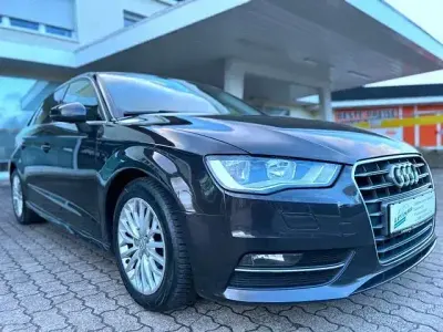 Second-hand Audi A3 Attraction 110 CP (80 kW) 2016 Maro Berlinǎ