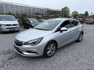 Usata Opel Astra Dynamic 136 CV (100 kW) 2018 Argento Berlina