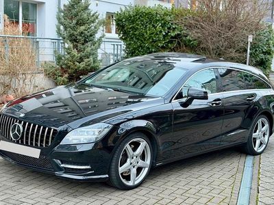 Schwarz Gebraucht 2014 Mercedes CLS350 AMG line Limousine | 11.700 €