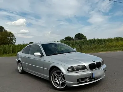 Gebraucht BMW 325 193 PS (141 kW) 2003 Silber Coupé