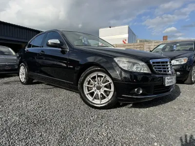 Gebraucht Mercedes C180 Elegance 156 PS (114 kW) 2008 Obsidianschwarz  metalliclack Limousine