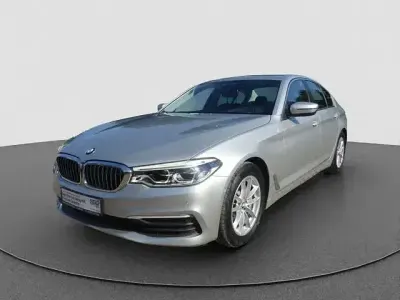 Gebraucht BMW 530 Performance 265 PS (194 kW) 2017 Silber Limousine