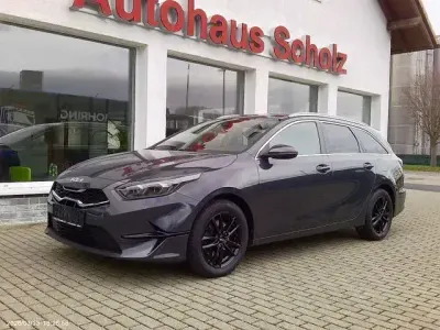 Gebraucht Kia Ceed Sportswagon Vision 160 PS (117 kW) 2022 Grau Kombi