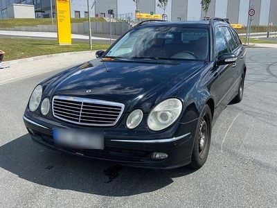 Mercedes E320