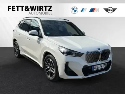 Gebraucht BMW iX1 M Sport 150 kW (204 PS) 2026 Alpinweiss SUV