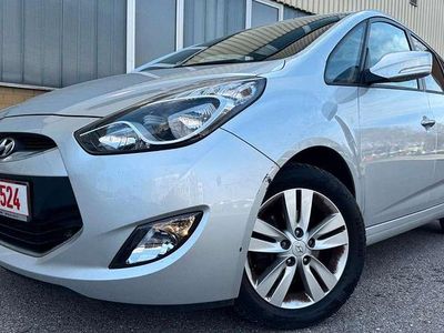 Second-hand Hyundai ix20 116 CP (85 kW) 2016 Argintiu Hatchback