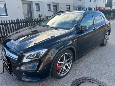 Mercedes GLA45 AMG