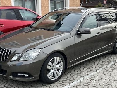 gebraucht Mercedes E250 AVANTGARDE- 204 PS