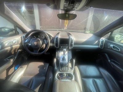 Second-hand Porsche Cayenne S 400 CP (294 kW) 2011 Maro SUV