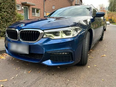 Gebraucht BMW 530 Performance 286 PS (210 kW) 2020 Blau Kombi