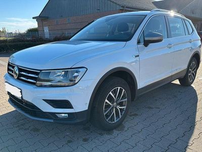 Gebraucht VW Tiguan Allspace Comfortline 150 PS (110 kW) 2019 Weiß SUV