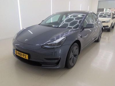 Usado Tesla Model 3 Standard Range 225 kW (306 HP) 2023 Cinzento Sedan