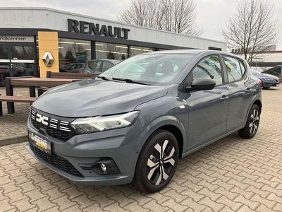 Neu Dacia Sandero Journey 91 PS (66 kW) 2025 Grau Limousine