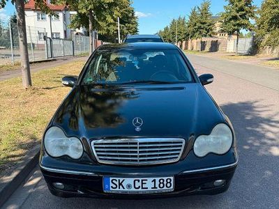 Mercedes C200