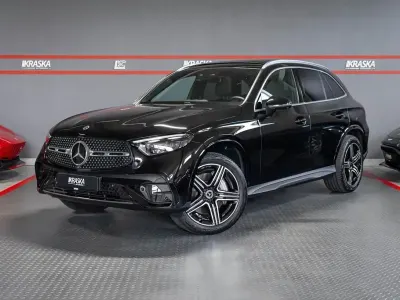 Gebraucht Mercedes GLC300 AMG line 269 PS (197 kW) 2026 Obsidianschwarz  metalliclack SUV