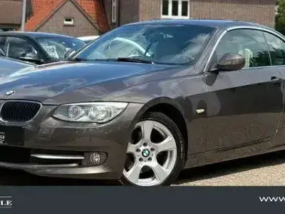 Gebraucht BMW 320 Cabriolet Comfort Edition 184 PS (135 kW) 2011 Andere Cabrio