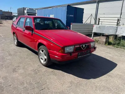 Gebraucht Alfa Romeo 75 120 PS (88 kW) 1992 Limousine