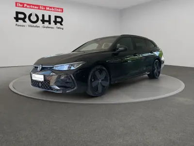 Gebraucht VW Passat R-line 193 PS (141 kW) 2025 Grenadillschwarz metallic Kombi