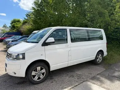 Gebraucht VW Caravelle 166 PS (122 kW) 2011 Weiß Van
