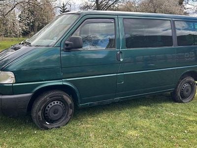 Gebraucht VW Caravelle 102 PS (75 kW) 2002 Grün Van / Kleinbus