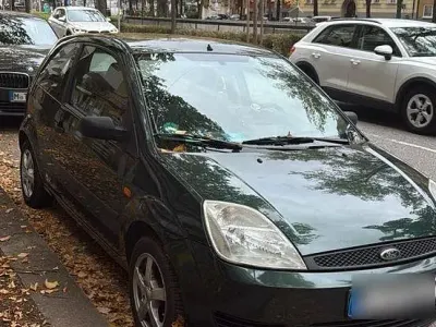 Gebraucht Ford Fiesta 69 PS (50 kW) 2005 Grün Kleinwagen