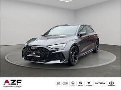 Neu Audi RS3 400 PS (294 kW) 2026 Grau (daytonagrau perleffekt) Limousine